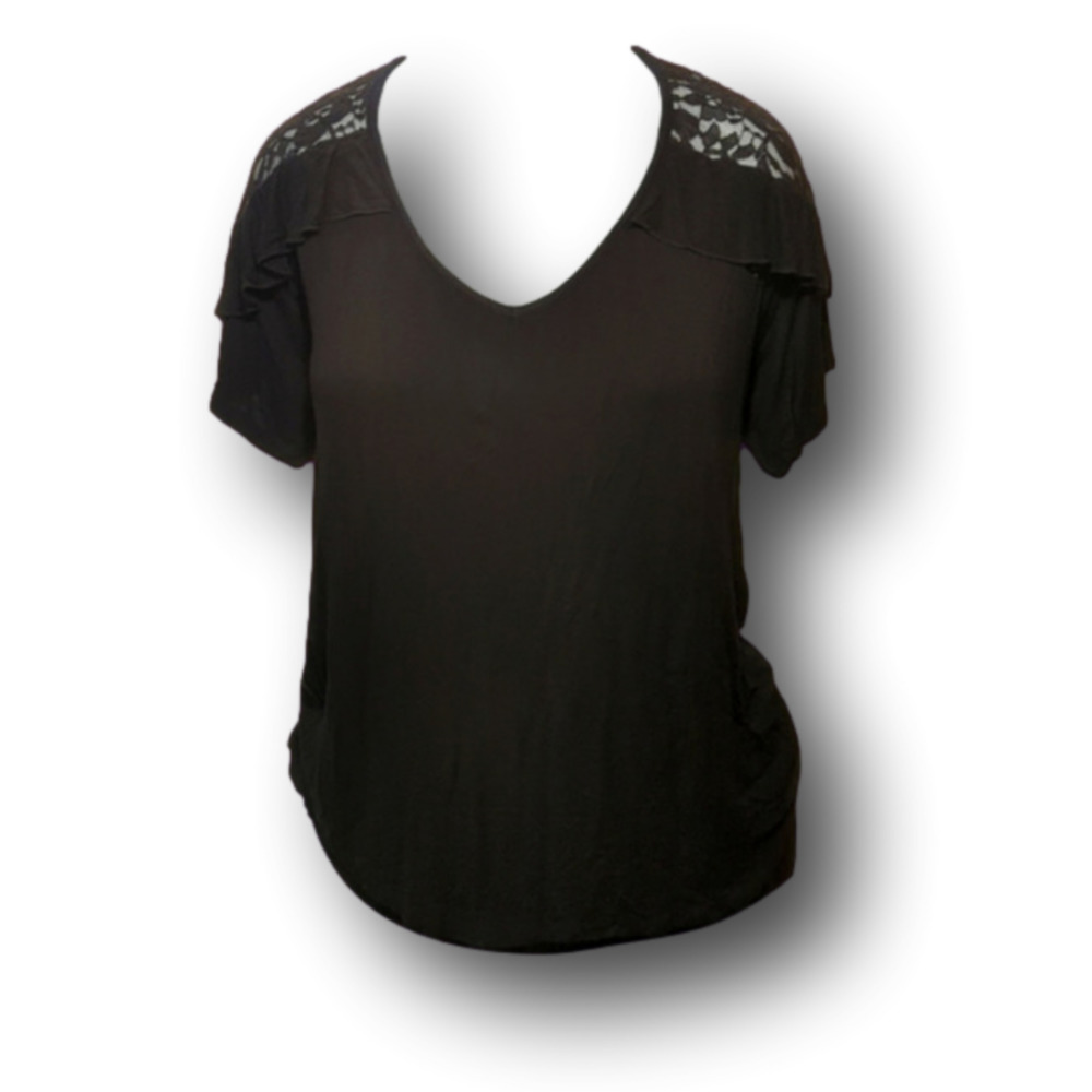 V-NECK tee with lace and ruffle detail
